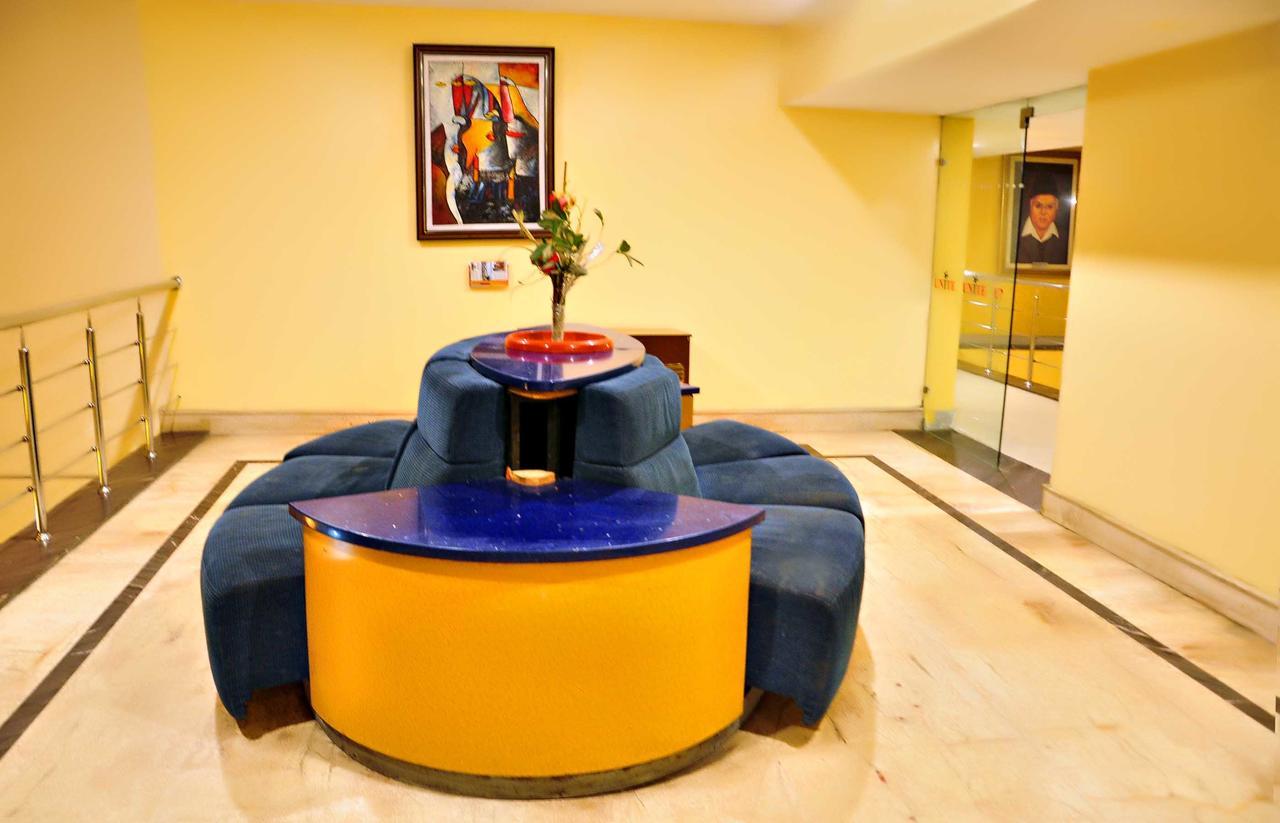 Hotel Unite Pathankot Luaran gambar