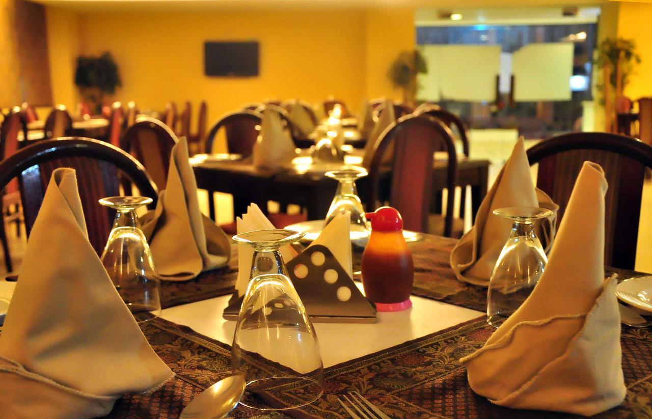 Hotel Unite Pathankot Luaran gambar